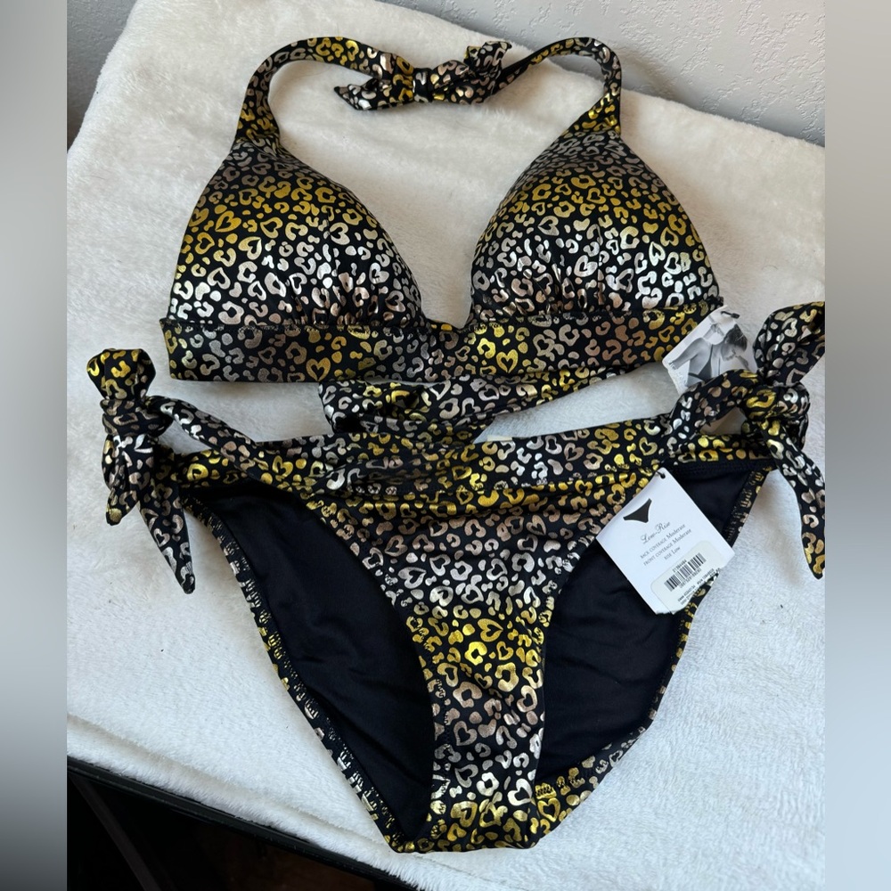New Victoria’s Secret bikini set